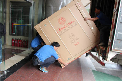 兴国钢琴贵重工艺品无忧运